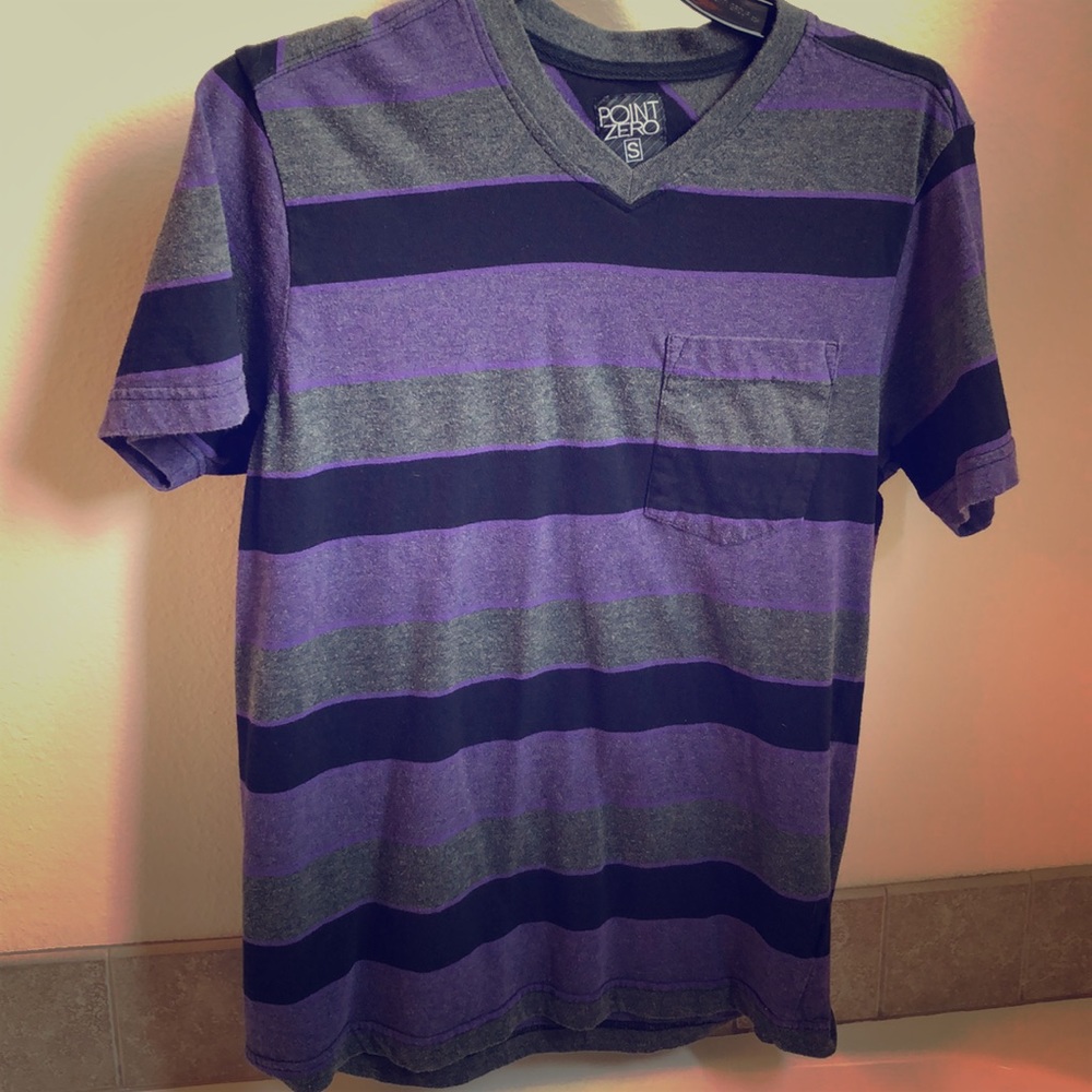 V neck t shirt